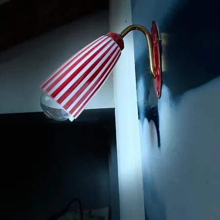 L'inattendu Lägenhet Uzès